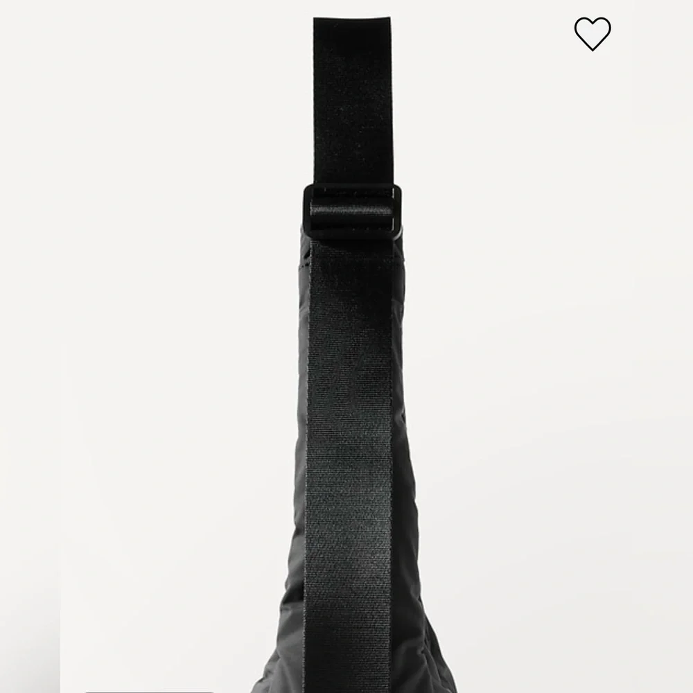 EUC Athleta Power of She Small Crossbody Hobo Bag - Picture 8 of 14